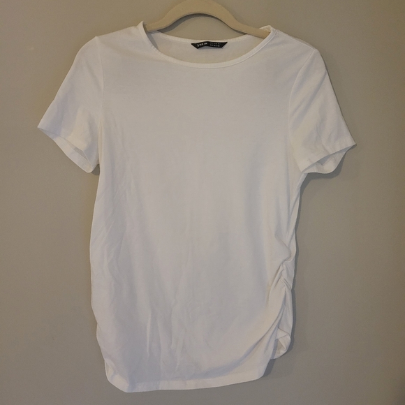 Maternity shirt bundle - Picture 6 of 7